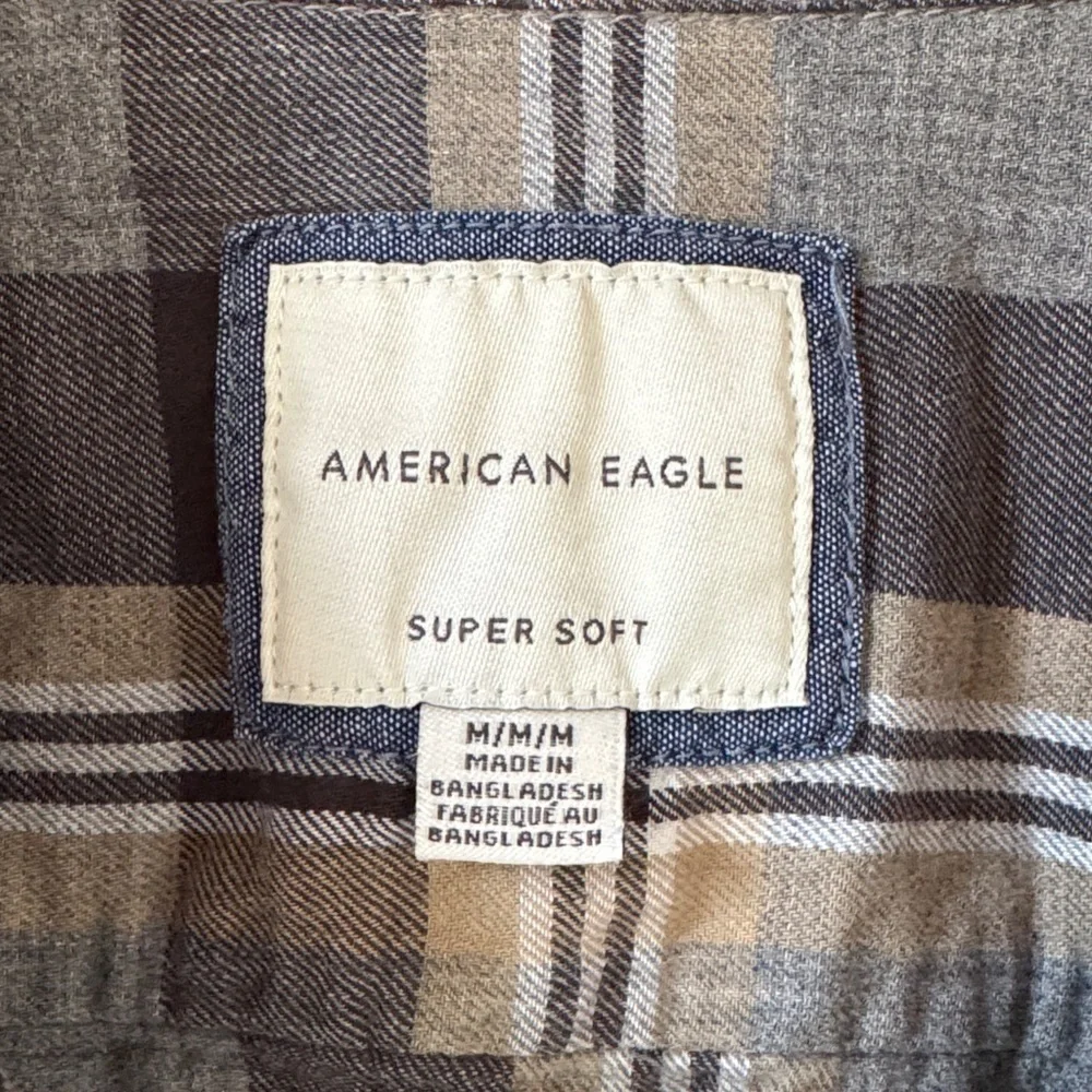 American Eagle Men’s Flannel Plaid Button Down Shirt Size M